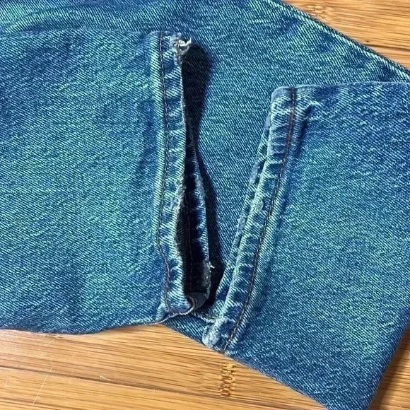 Levi's Women’s Sz 28 Wedgie Straight Leg Button Fly Jeans 28” inseam - Picture 7 of 12